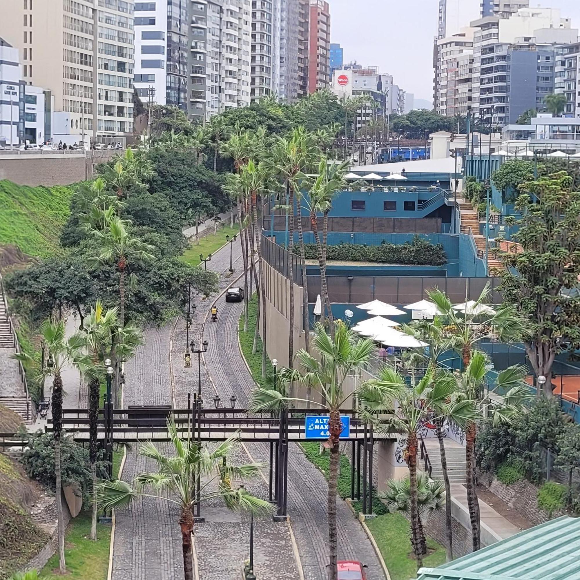 The Guest House 1 At The Booming Center Of Miraflores, Lima - Peru Exterior photo